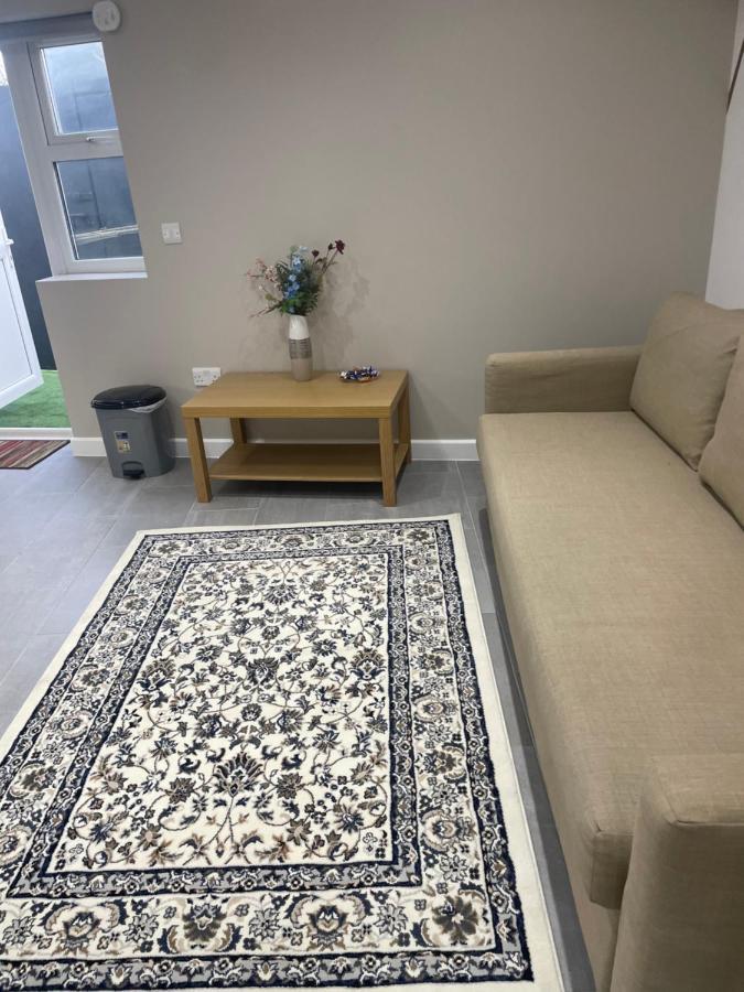One Bedroom Apartment Goodmayes 外观 照片